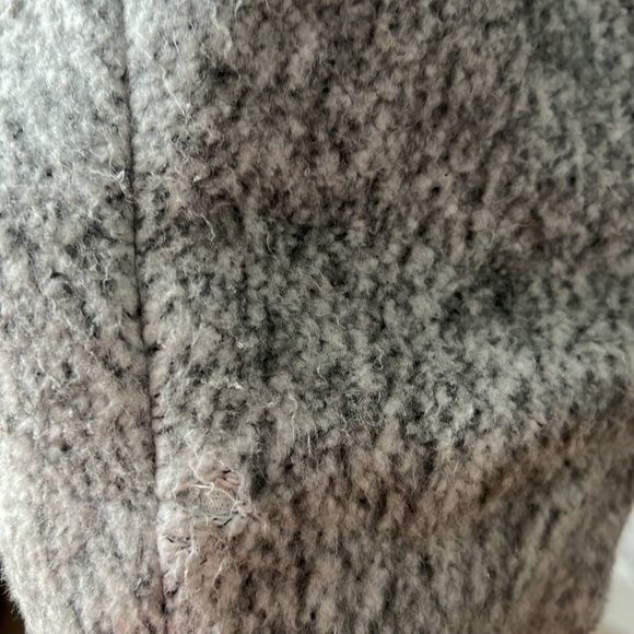 Torrid Marled Light Grey Hacci Funnel Neck Coat size 4 - Picture 12 of 12